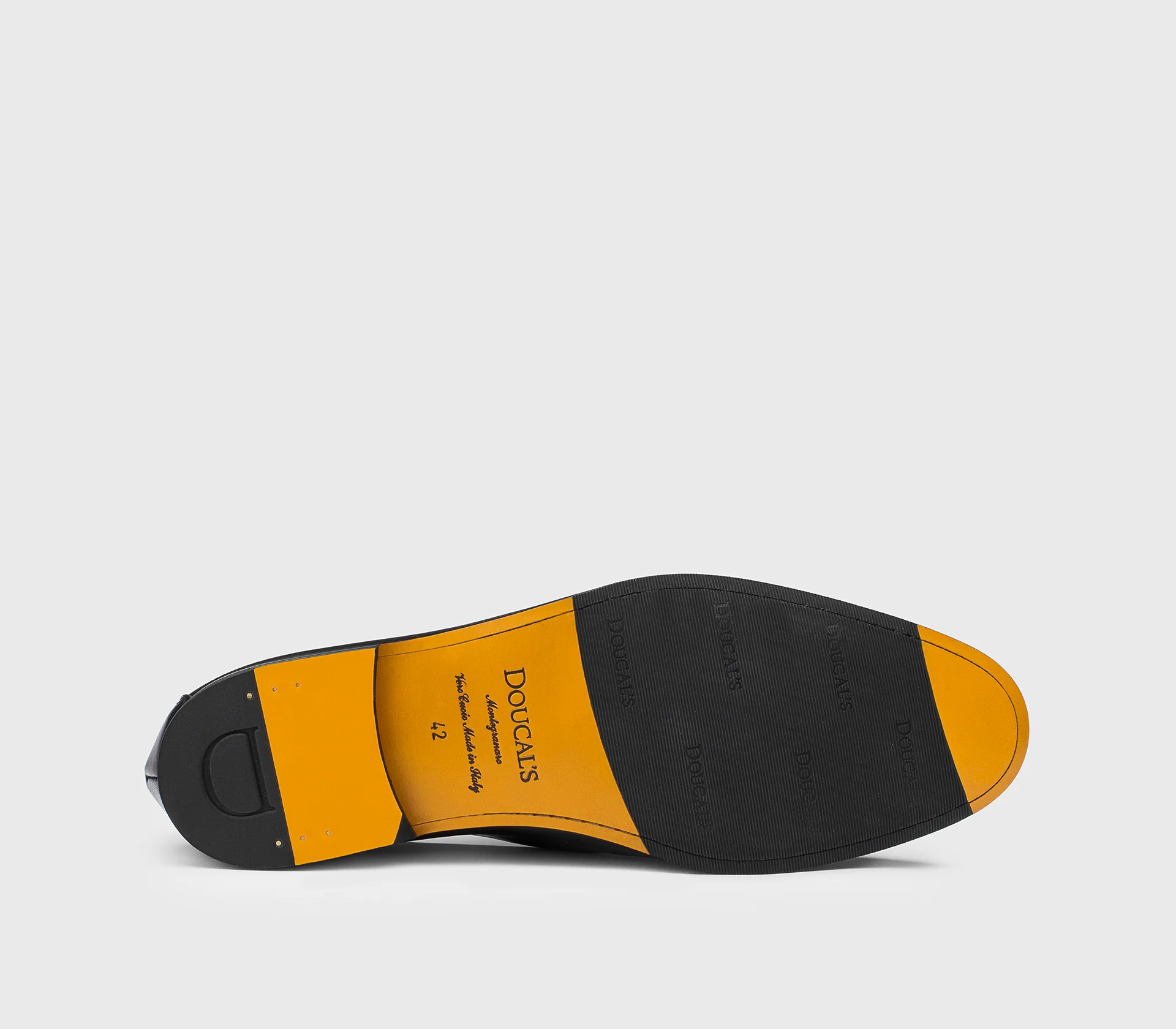 DU1080PANNUF159NN00 - Mocassino con nappine in pelle nero - Image 4