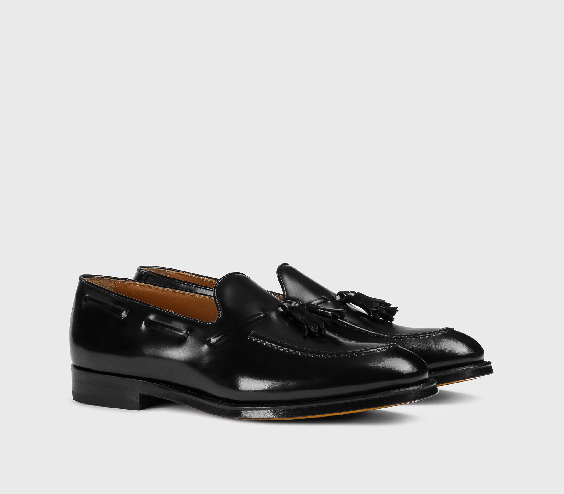 DU3339ORVNUF007NN00 - Mocassino con nappine in pelle nero - Image 3