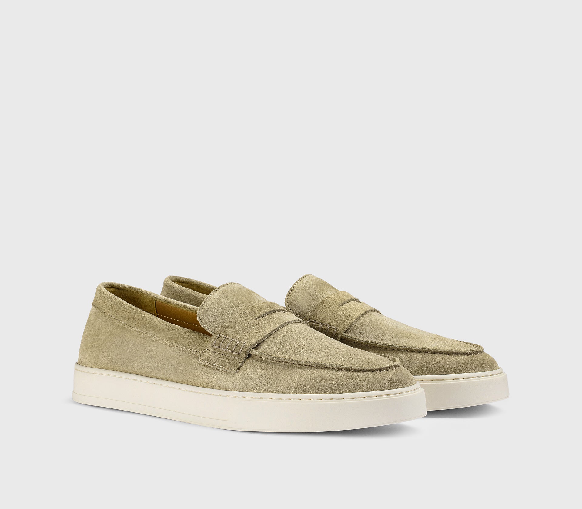 DU3546STEVUY009EC15 - Mocassino slip-on con mascherina in suede sabbia - Image 3