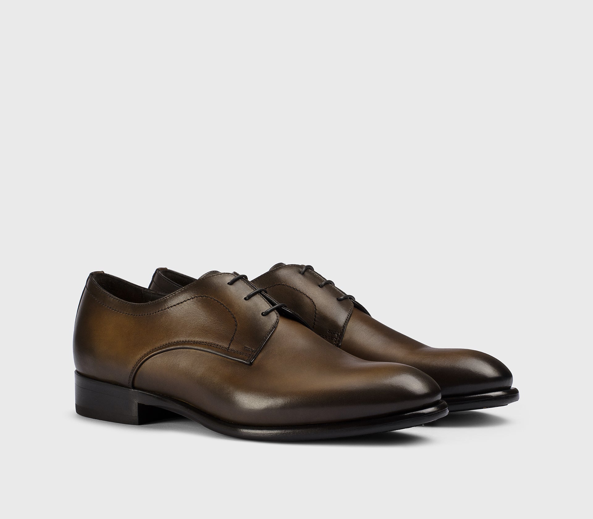 DU3550FREDUF159TM45 - Stringata in pelle marrone "wood" - Image 3