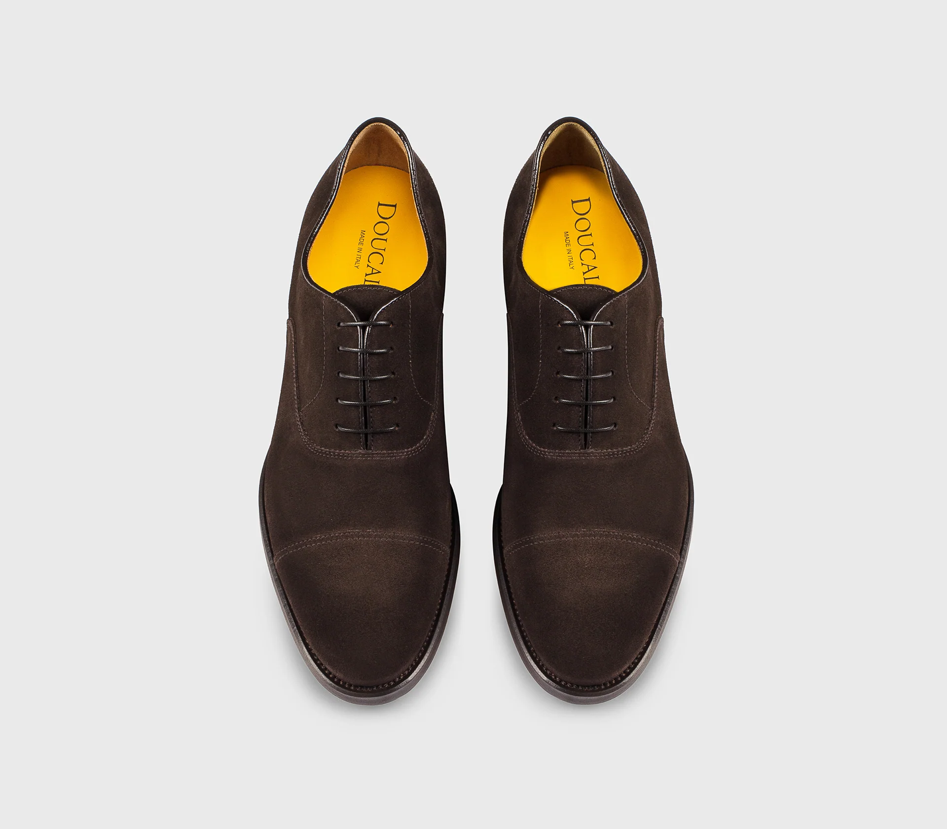 DU1002ORVNUF009TM23 - Stringata in suede marrone "terre" - Image 2
